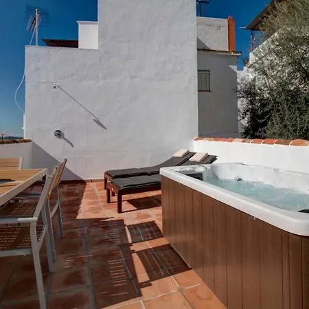 Casa Beaumont - Awesome Andalusian Townhouse Feriehus *