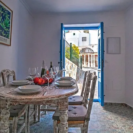 Casa Beaumont - Awesome Andalusian Townhouse Semesterbostad *